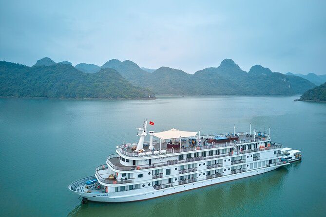 2-Day on 5-star Cruise, Lan Ha Bay | Kayak, Cycling, Live Music - Viet Hai village adds a land-based change of pace