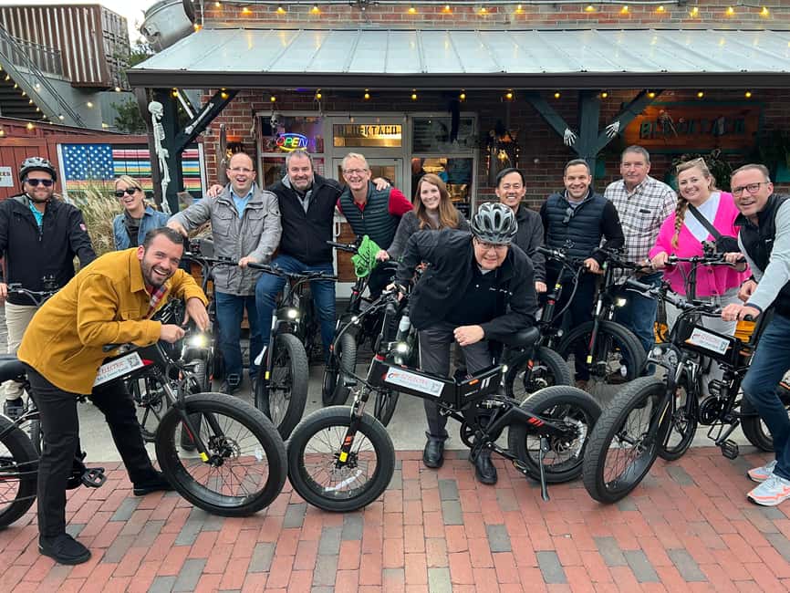 2-Hour, 45-Minute Tour de Wilmington E-Bike Tour - Downtown Wilmington and the first city streets