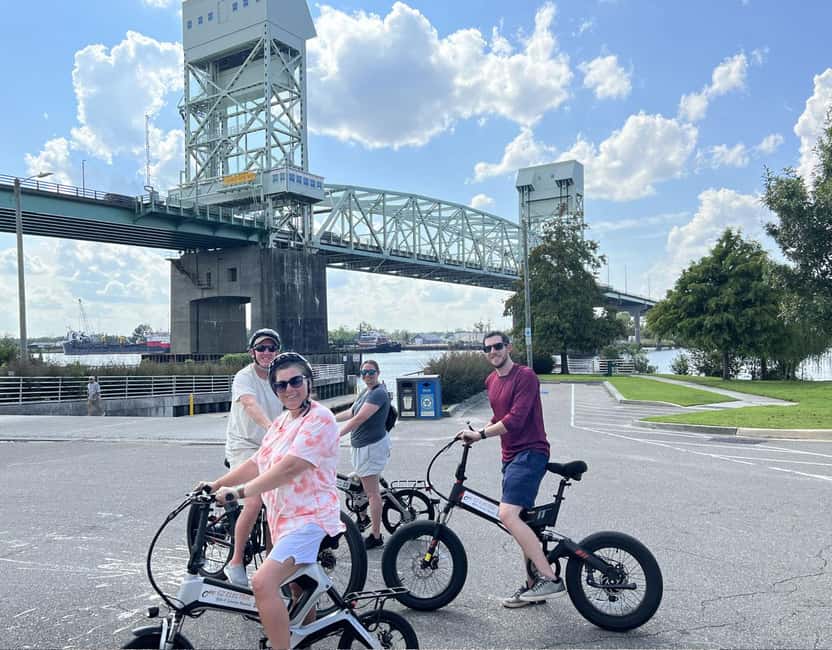 2-Hour, 45-Minute Tour de Wilmington E-Bike Tour - Oakdale Cemetery provides a quiet finish