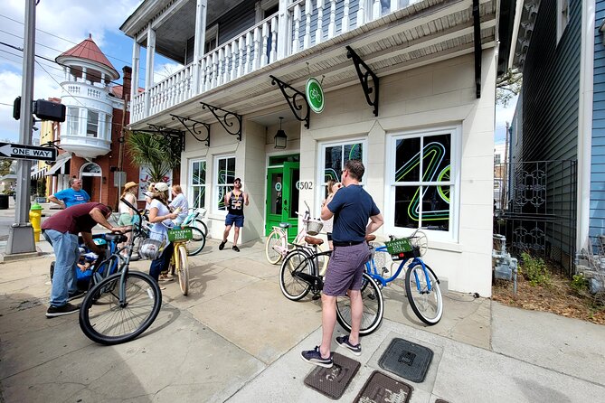 2-Hour Explore Savannah Bike Tour - Monterey Square and a famous Savannah mystery