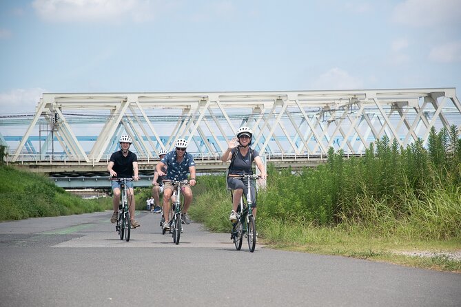 3-Hour Tokyo Private E-Bike Tour Starting from Your Hotel - Hotel pickup makes the first hour much easier