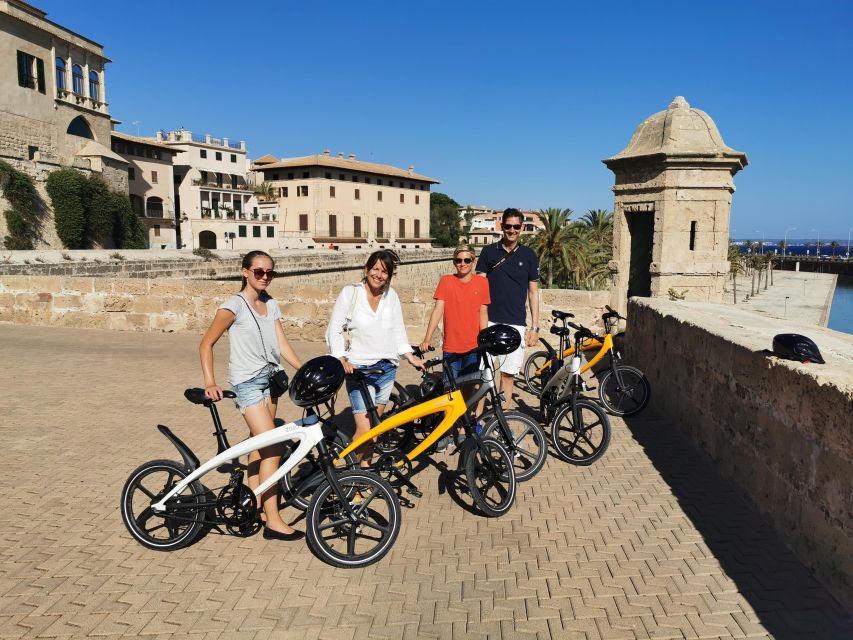 3 Hours Historic E-Bike Tour in Palma de Mallorca - My call: a strong city introduction with clear limits