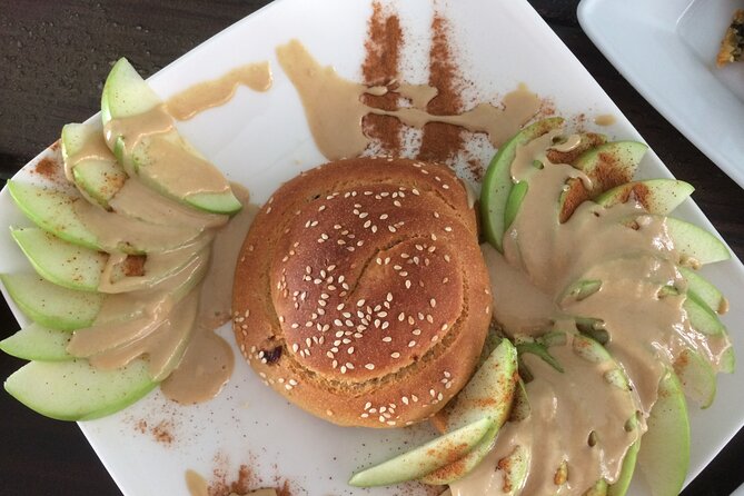 3in1; Cycling, sightseeing, tasting - The food stops that make the ride personal