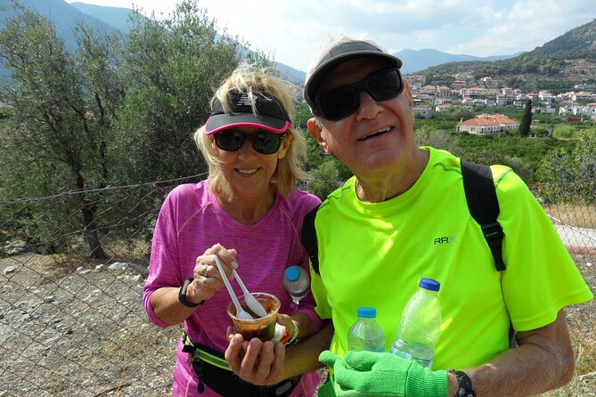 3in1; Cycling, sightseeing, tasting - The coastal ride and possible beach stop