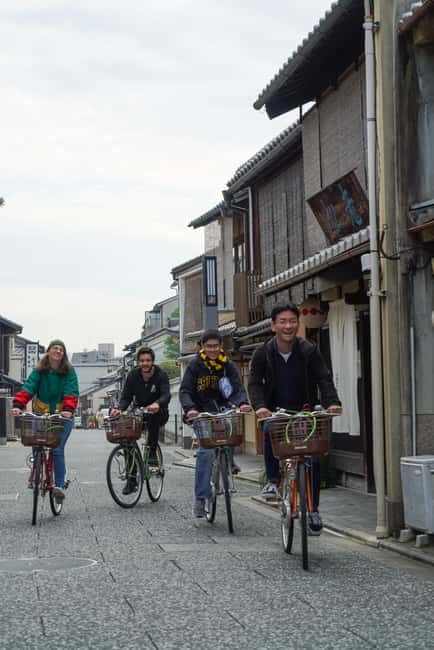 4.5-hr Kyoto Historical Highlights Bike Tour with UNESCO - The final Kamo River ride and bicycle return
