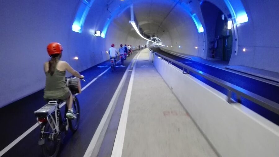 4h Complete Lyon Experience - E-Bike, Tasting & Walk - Is $94 a fair price?