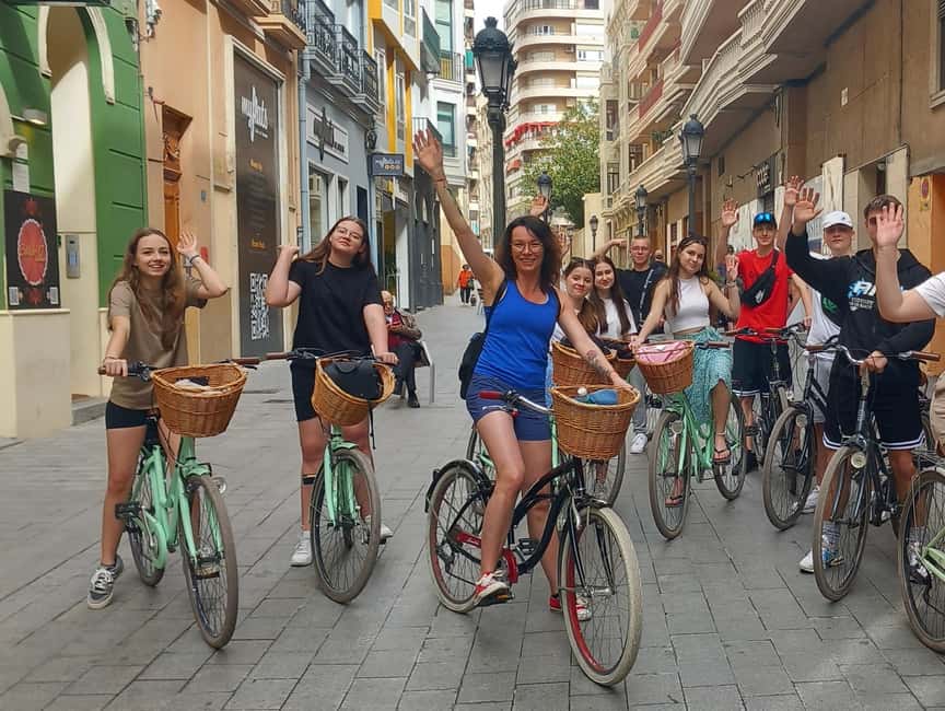 Alicante City Bike Tour. Only Small groups - Starting at Rosta Coffee & Bikes on Calle Bailén
