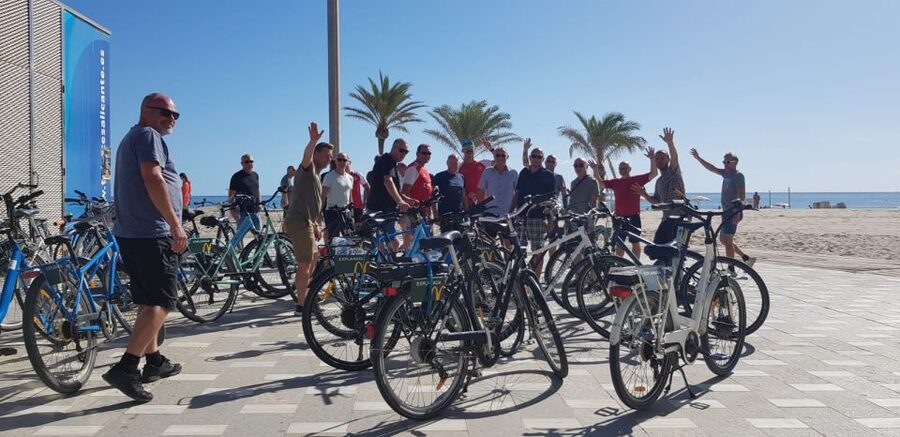Alicante: Highlights Bike Tour - Through the old town, where the stories begin