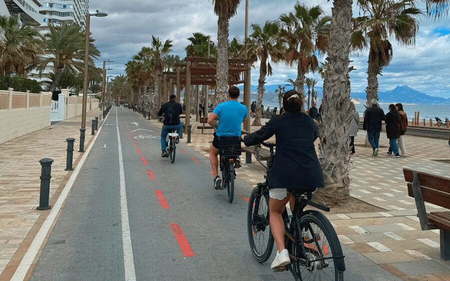 Alicante: Spot the Mediterranean by E-bike - Riding from city streets toward quieter beaches