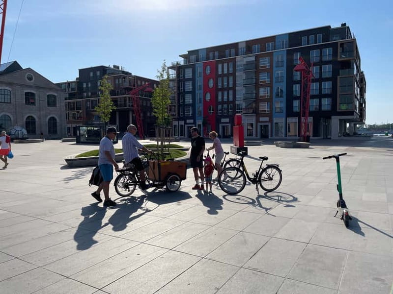 All inclusive Tallinn Food and Bike tour - From Tallinn’s old town to the open waterfront