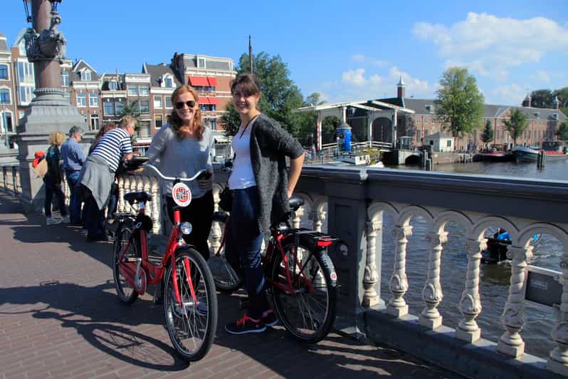 Amsterdam: 1/3-Hour or Full-Day Bike Rental with Lock - Pickup service and staff experience