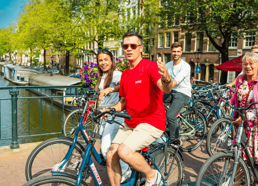 Amsterdam: 2.5-Hour Bike Tour - Canal Belt, Dam Square, and the first city views