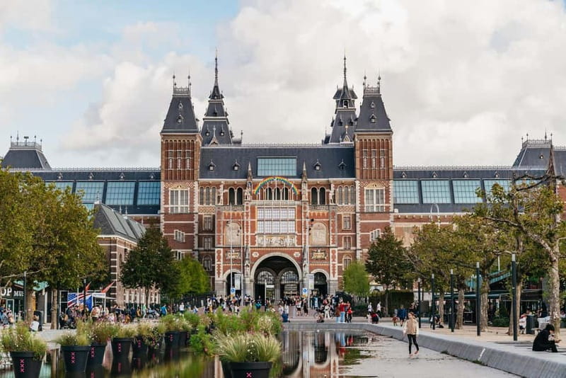 Amsterdam Bike Tour in Small Group + Optional Canal Cruise - Why a Bike Is the Right Way to Start in Amsterdam