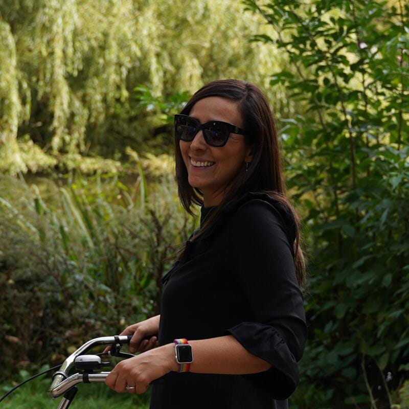 Amsterdam Bike Tour in Small Group + Optional Canal Cruise - Magere Brug and the Waterways