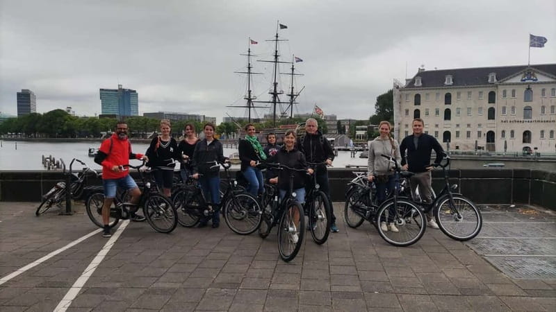 Amsterdam bike tour with a French-speaking guide local! - Haarlemmerbuurt and the western side of the city