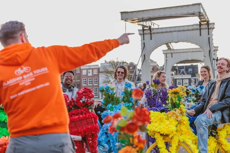 Amsterdam: City Centre, Guided Bike Tour on Flower Bikes - Leidse Square and Vondelpark