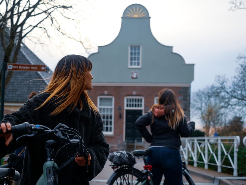 Amsterdam: Dutch Countryside E-Bike with Cheese & Clogs - Why Waterland feels different