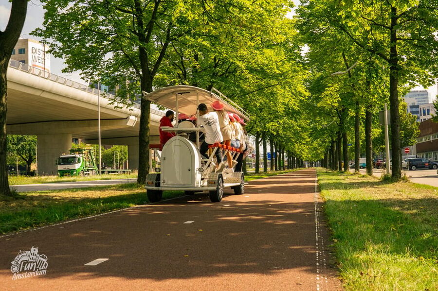 Amsterdam: Dutch Prosecco Party Bike - Should you book the Dutch Prosecco Party Bike?