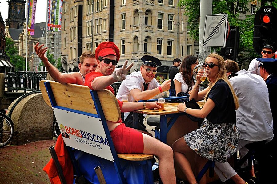 Amsterdam: Guided Beer Bike or Prosecco Bike Tour - Who should book it?