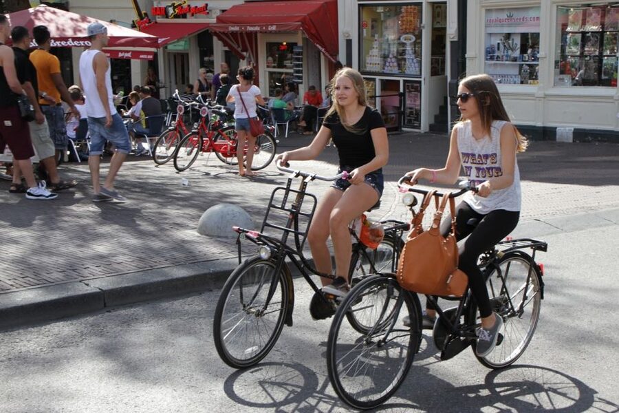 Amsterdam: Guided Sightseeing Bike Tour - Why a bicycle is the right way to meet Amsterdam