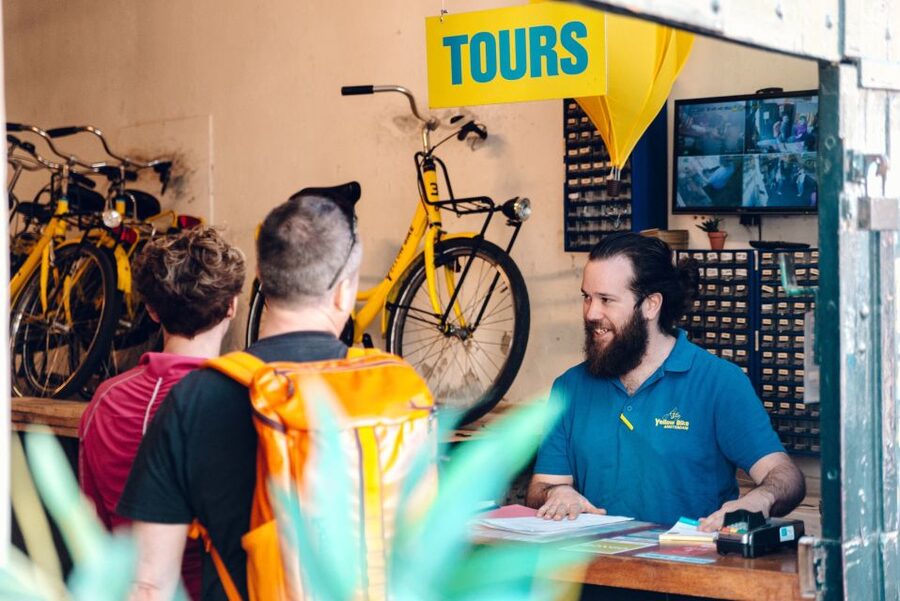 Amsterdam: Relaxed City Highlights Guided Bike Tour - Canal houses and Amsterdam’s old center