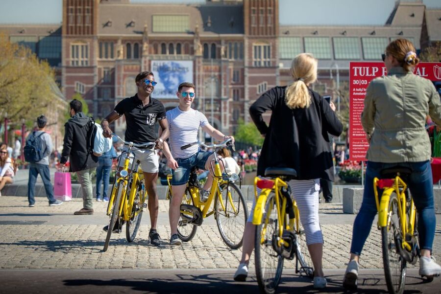 Amsterdam: Relaxed City Highlights Guided Bike Tour - Starting near Amsterdam Central Station