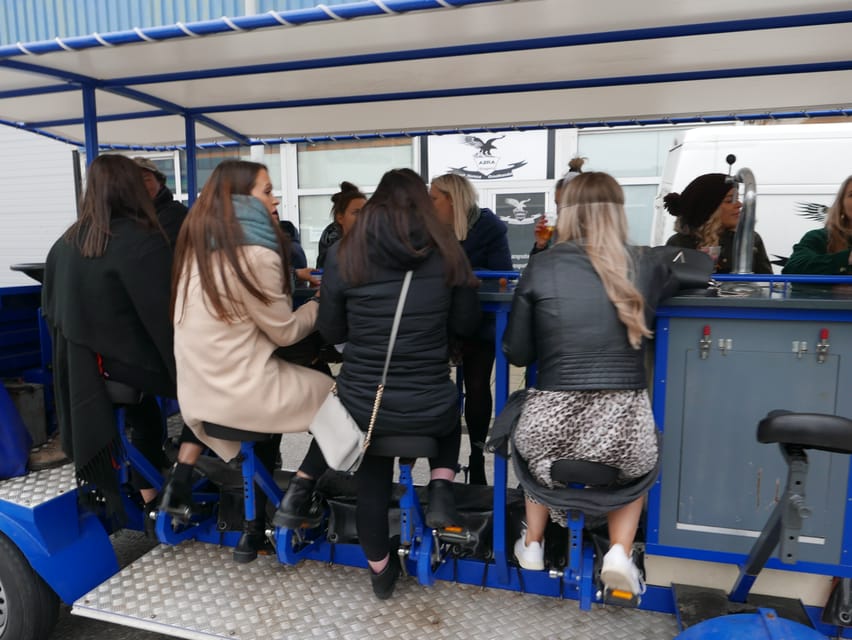Amsterdam: The Original BUBBLES & BIKE Private Prosecco Tour - Who will enjoy this most