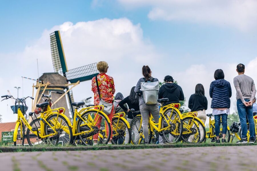 Amsterdam: Waterland District Countryside Villages Bike Tour - The short ferry ride changes the mood
