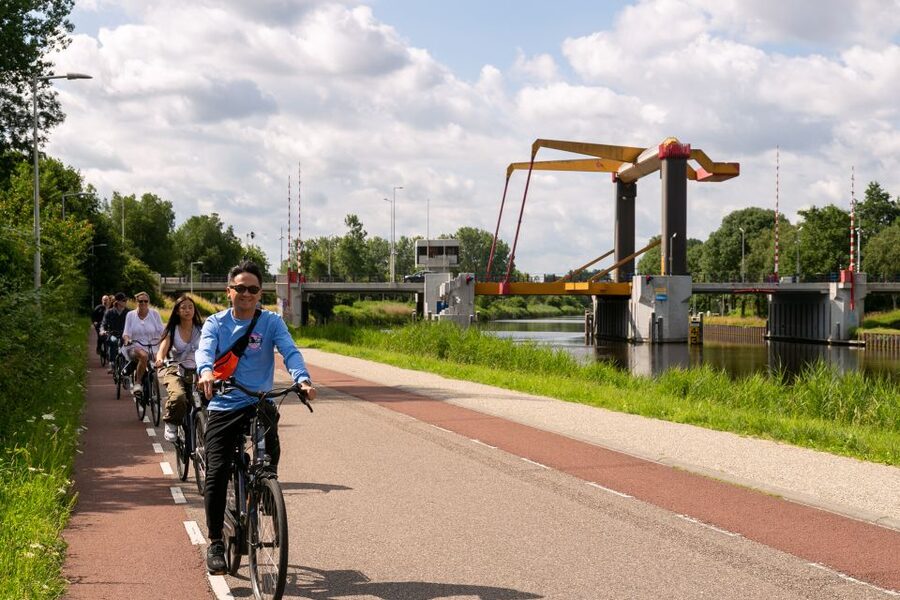 Amsterdam: Windmill, Cheese, and Countryside E-Bike Tour - Katwoude and the cheese farm visit