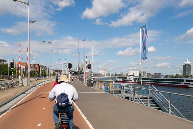 Amsterdam: Windmill, Cheese, and Countryside E-Bike Tour - Guided or self-guided: which version suits you?