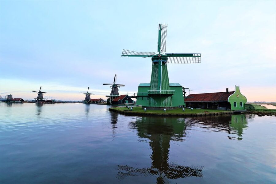 Amsterdam: Windmills E-Bike Tour to Zaanse Schans - Key points at a glance
