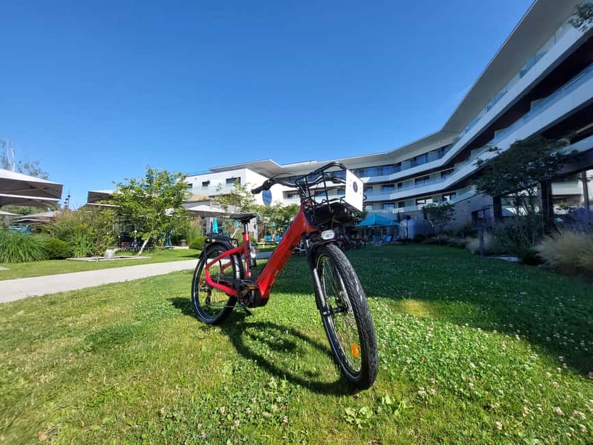 Annecy-le-Vieux, France: Electric and Classic Bike Rentals - Electric bike or classic bike?