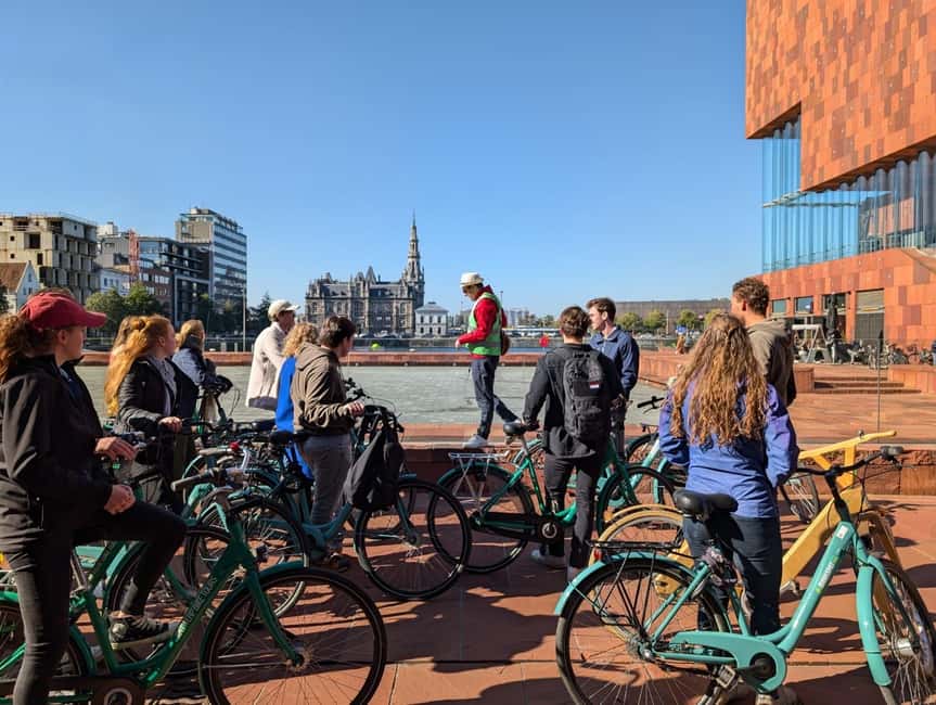 Antwerp Bike Tours: The Highlights & Beyond - Stories, side streets, and useful local advice