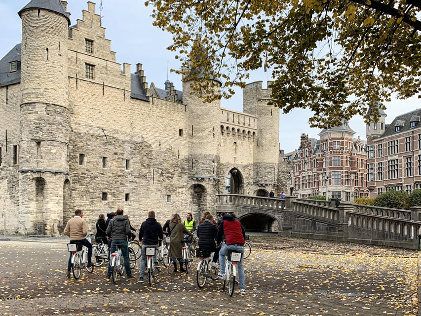 Antwerp: City Highlights Guided Bike Tour - Why a bicycle is the right way to see Antwerp