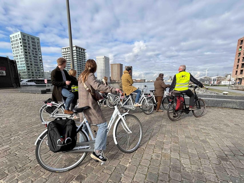 Antwerp: City Highlights Guided Bike Tour - From the river to the old port and MAS