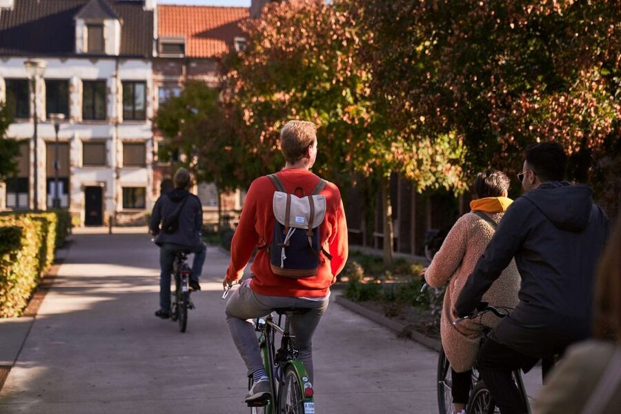 Antwerp: Guided Bike Tour - Park Spoor Noord and Seefhoek