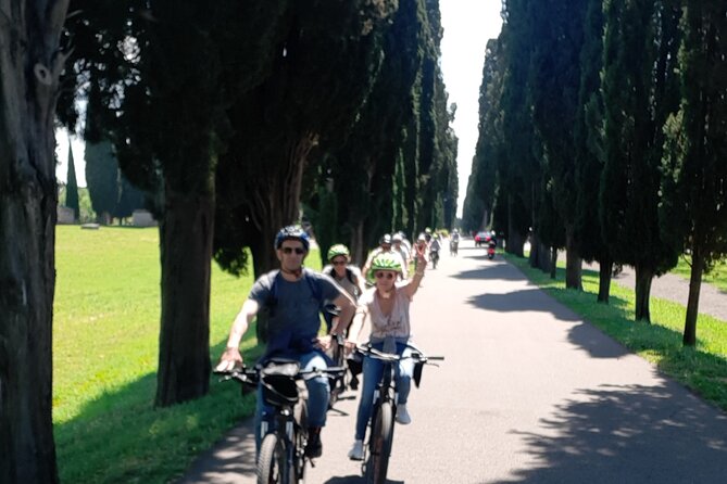 Appian Way Aqueducts Bike Tour (Catacombs & Lunch Option) - Why this tour shows you a different Rome