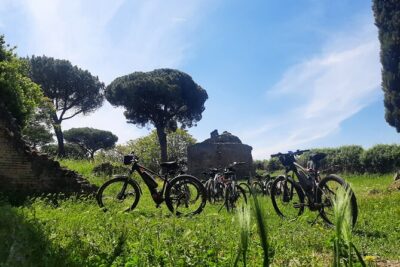 Appian Way Aqueducts Bike Tour (Catacombs & Lunch Option)