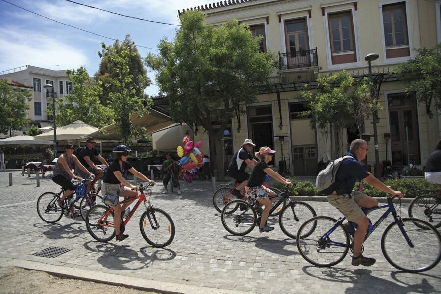 Athens: Bike Tour of Athens Historical Centre - The Metropolitan Cathedral, Little Mitropolis, and Plaka