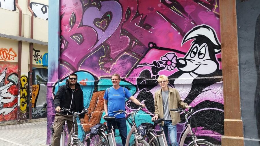 Athens: Greek Life and Street Art Electric Bicycle Tour - The guide makes the difference