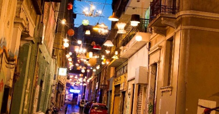 Athens: Old Town Electric Bike Tour with Local Mezes - What the guide adds