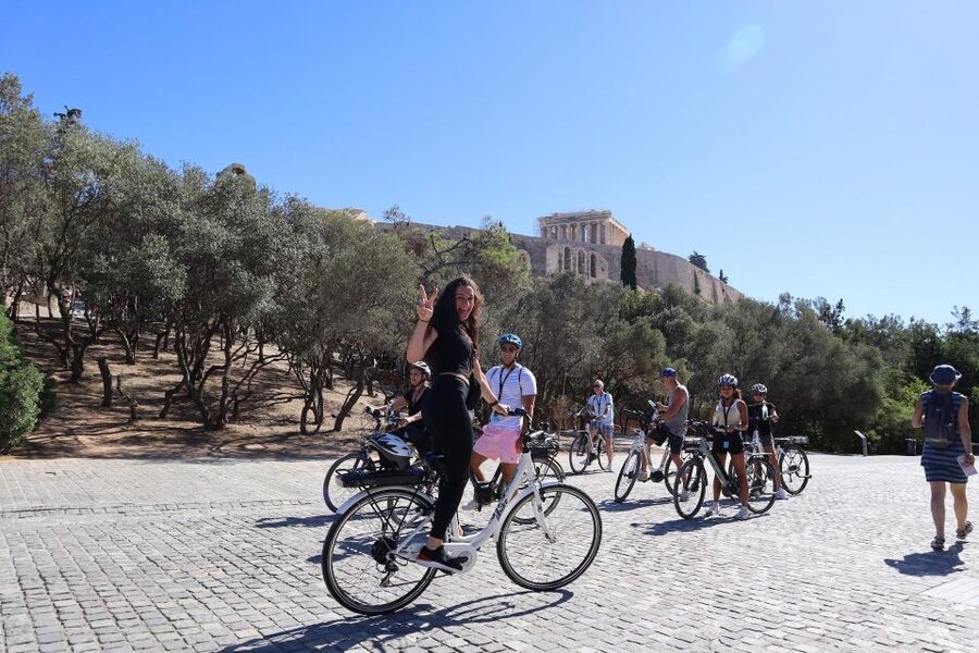 Athens: Small Group E-Bike Tour of Historic Highlights - Hadrian’s Arch and the Temple of Olympian Zeus