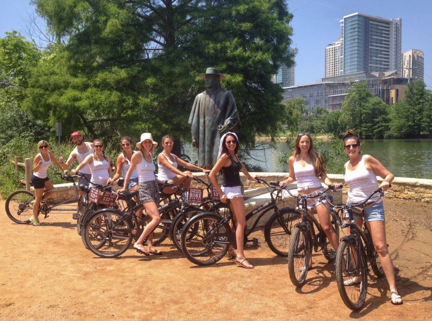 Austin: 1.5-Hour Lady Bird Lake Bike Tour - Austin Central Library and Pfluger Pedestrian Bridge
