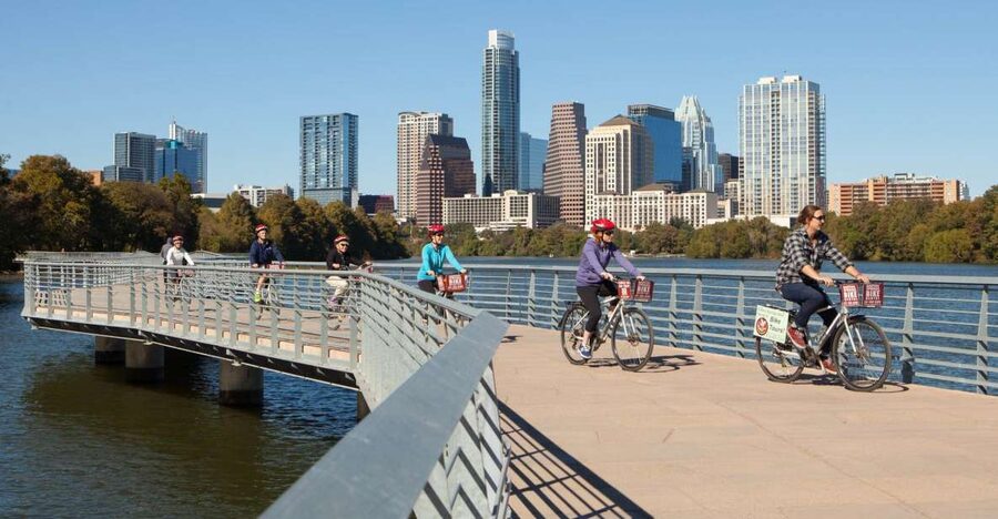 Austin: 2-Hour Sightseeing Bike Tour - The guides are the real added value
