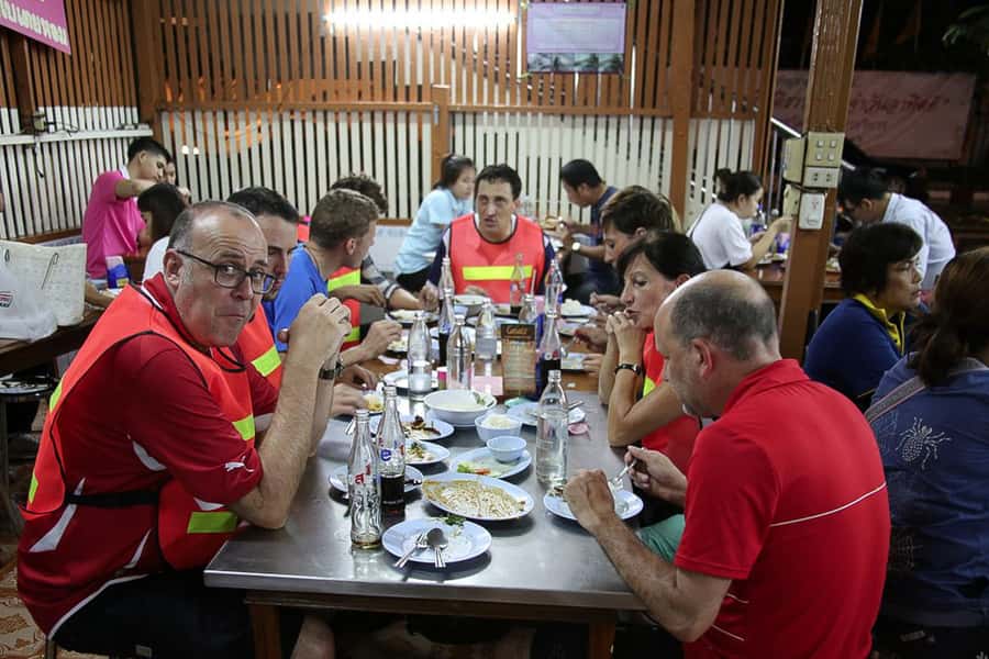Bangkok at Sunset 5-Hour Bike Tour - Key points at a glance