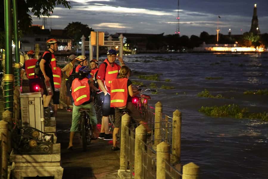 Bangkok at Sunset 5-Hour Bike Tour - Starting beside the Chao Phraya at the Royal Orchid Sheraton