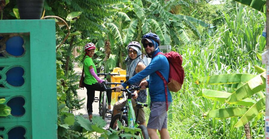 Bangkok: Bike and Canal Boat Tour with Lunch - What the $47 price really covers