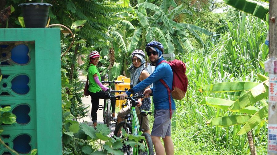 Bangkok: Bike and Canal Boat Tour with Lunch - Starting near Itsaraphap MRT station