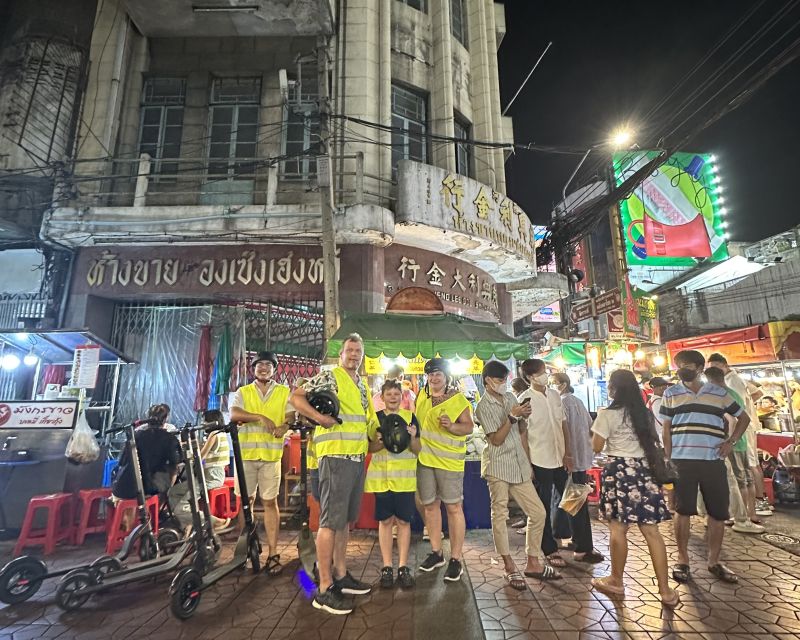 Bangkok By Night by Electric Scooter &/or Bike - Wat Ratchanatdaram and Wat Suthat