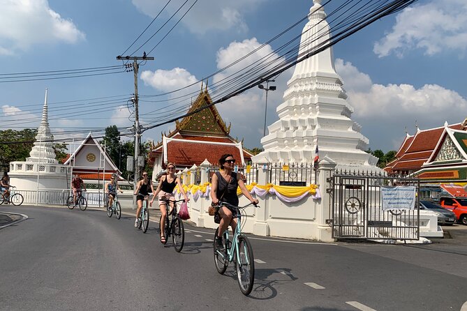 Bangkok Experiences Bike Tours-Backstreets and Hidden Gems - Why Thonburi feels like another Bangkok